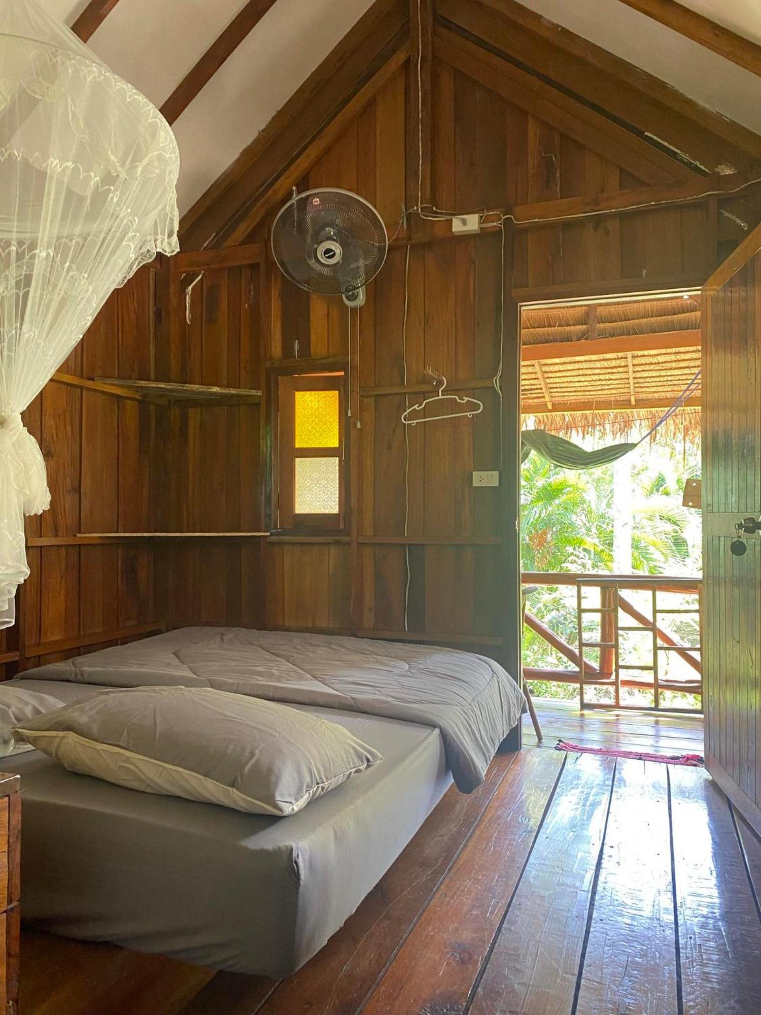 Seree Bungalows & Chill Bar Koh Chang Exterior photo